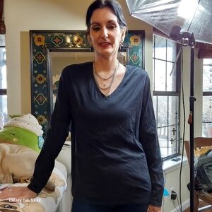 Lands' End Charcoal Long Sleeve V-Neck Top